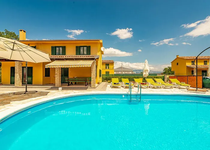 Sonnenliebe Mit Pool Bei Zadar Semesterbostad *