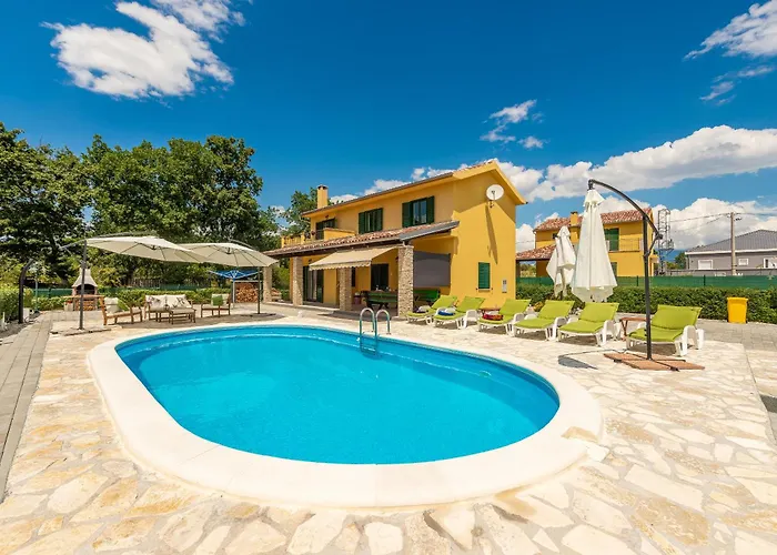 Sonnenliebe Mit Pool Bei Zadar *