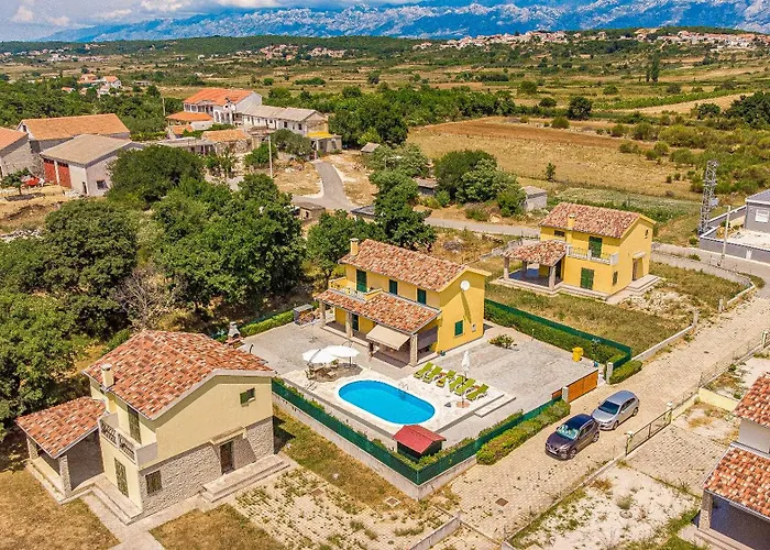 Sonnenliebe Mit Pool Bei Zadar * Radovin