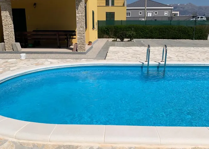 Sonnenliebe Mit Pool Bei Zadar Semesterbostad *