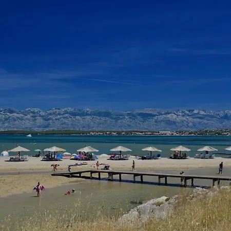 Sonnenliebe Mit Pool Bei Zadar בית נופש *