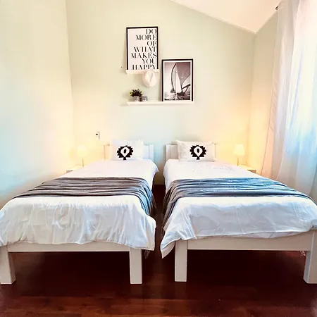 Sonnenliebe Mit Pool Bei Zadar Radovin