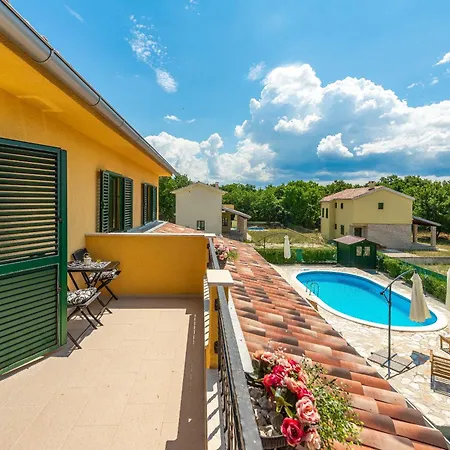 בית נופש Sonnenliebe Mit Pool Bei Zadar