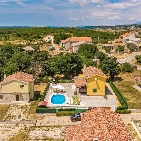 Sonnenliebe Mit Pool Bei Zadar Casa vacanze