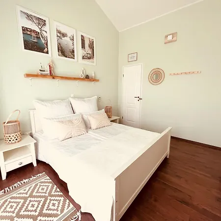 Sonnenliebe Mit Pool Bei Zadar בית נופש *