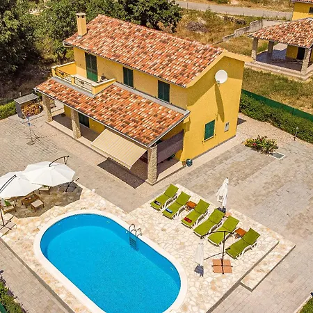 Sonnenliebe Mit Pool Bei Zadar *