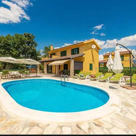 בית נופש Sonnenliebe Mit Pool Bei Zadar Radovin