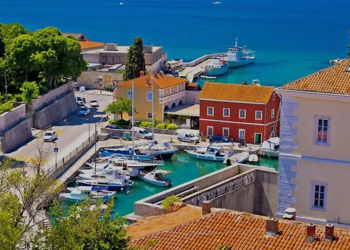 Sonnenliebe Mit Pool Bei Zadar Ferienhaus